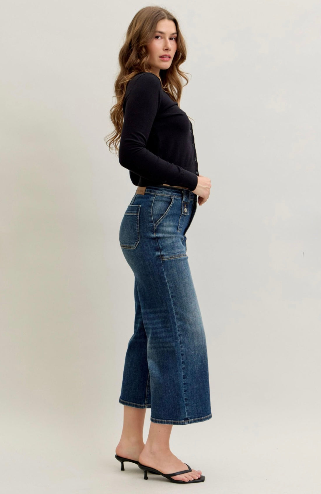 Patch Pocket Crop