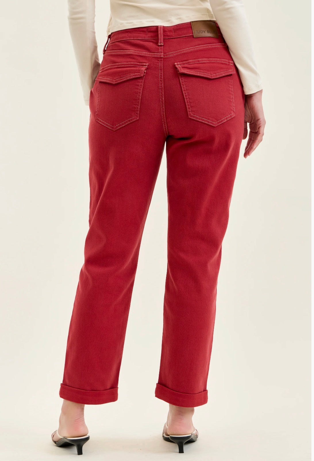 Red Aurora Weekender
